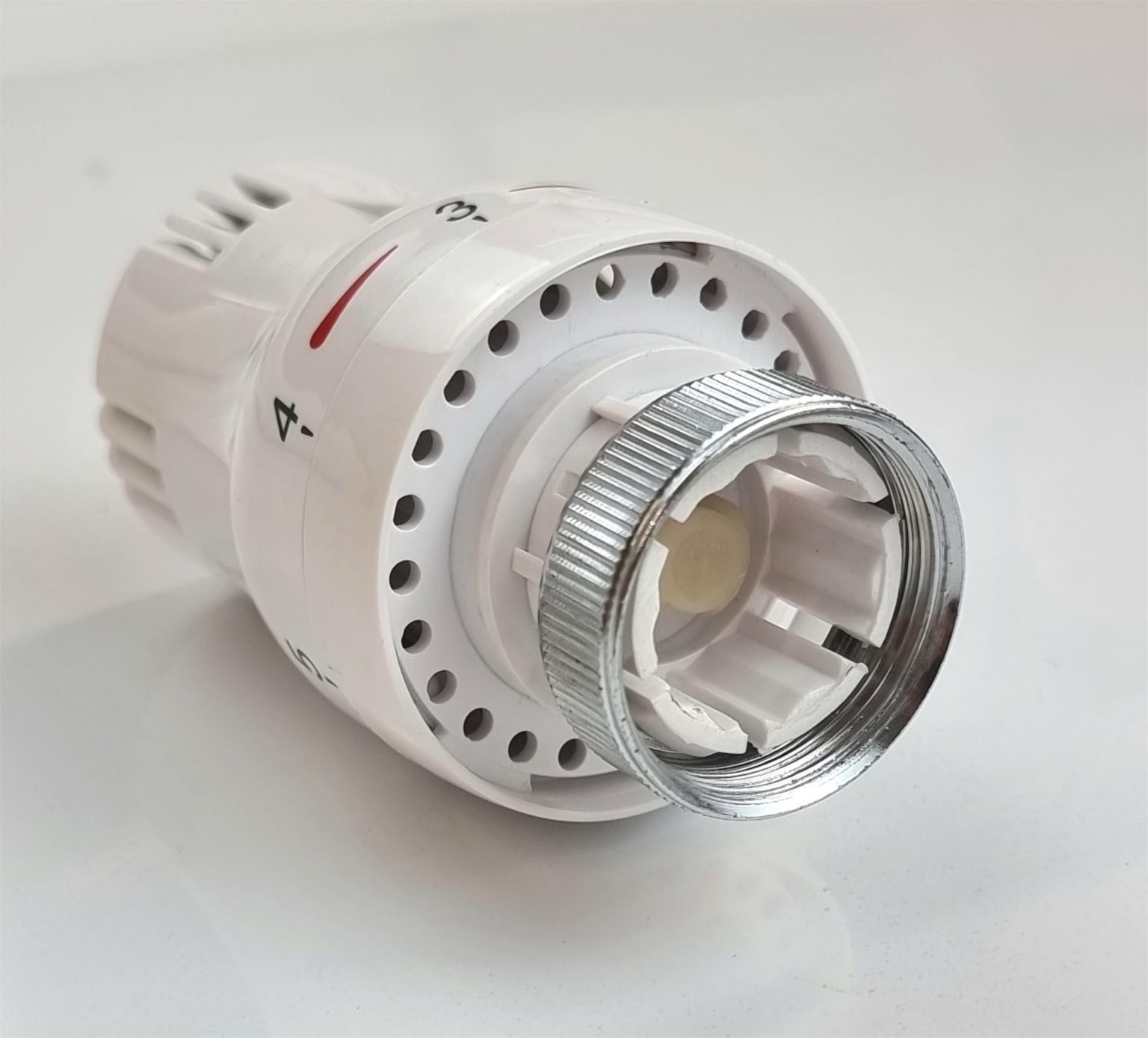 White Radiator Thermostatic TRV Valve Head Replacement M30 x 1.5 Universal for All Manufacturers